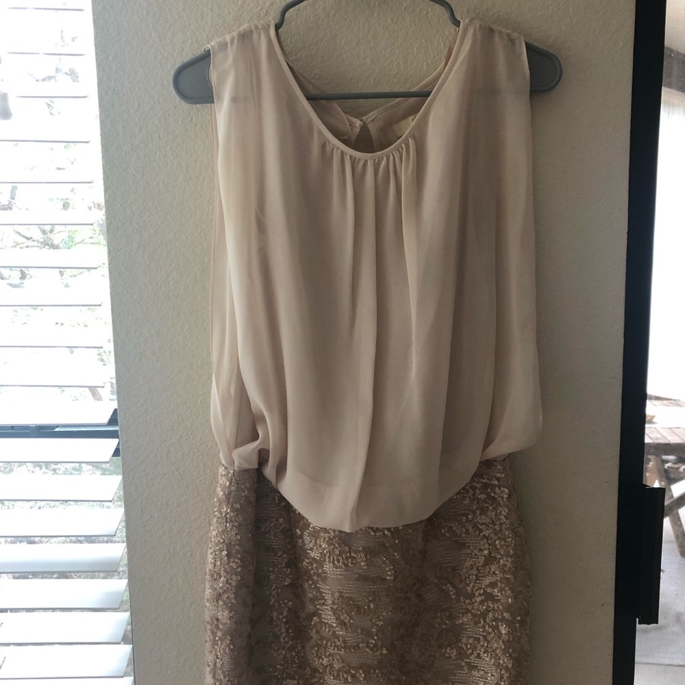 Cocktail dress with sequence